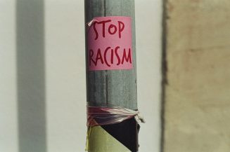 stop racisme