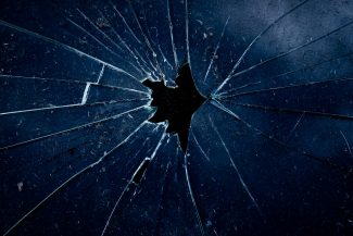 gebroken glas